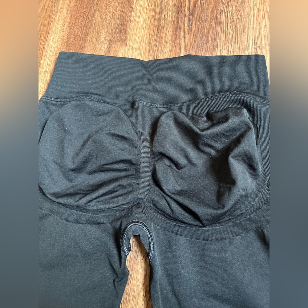 Gymshark bundle of two Leggings size large blue and black - Picture 7 of 9